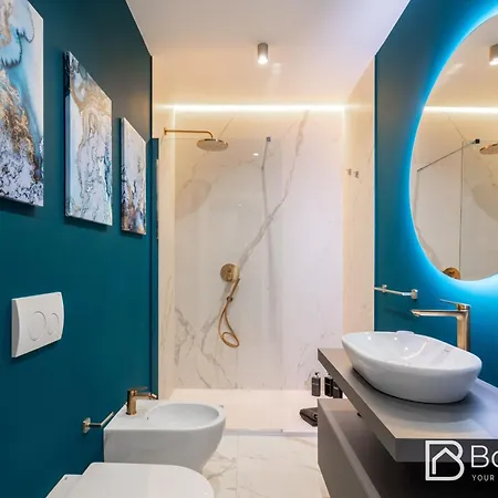 Ocean - Center * Triest